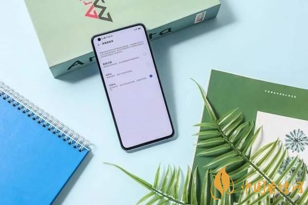 iqoo5值得入手嗎？旗艦“水桶機(jī)”入手到底虧不虧！