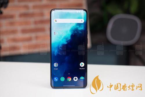 OnePlus8Pro和iPhone11對(duì)比測(cè)評(píng)-哪款更好？