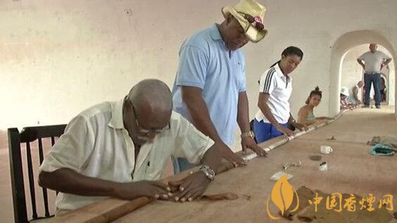 世界上最長(zhǎng)的雪茄（119米），長(zhǎng)城雪茄世界最長(zhǎng)